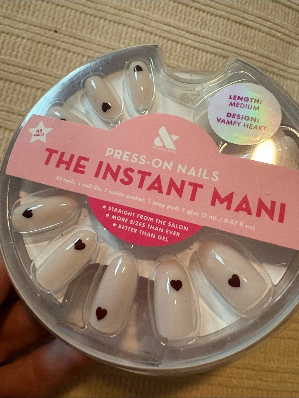 Olive & June Press-On Nails The Instant Mani - White Black Hearts Vamp Heart